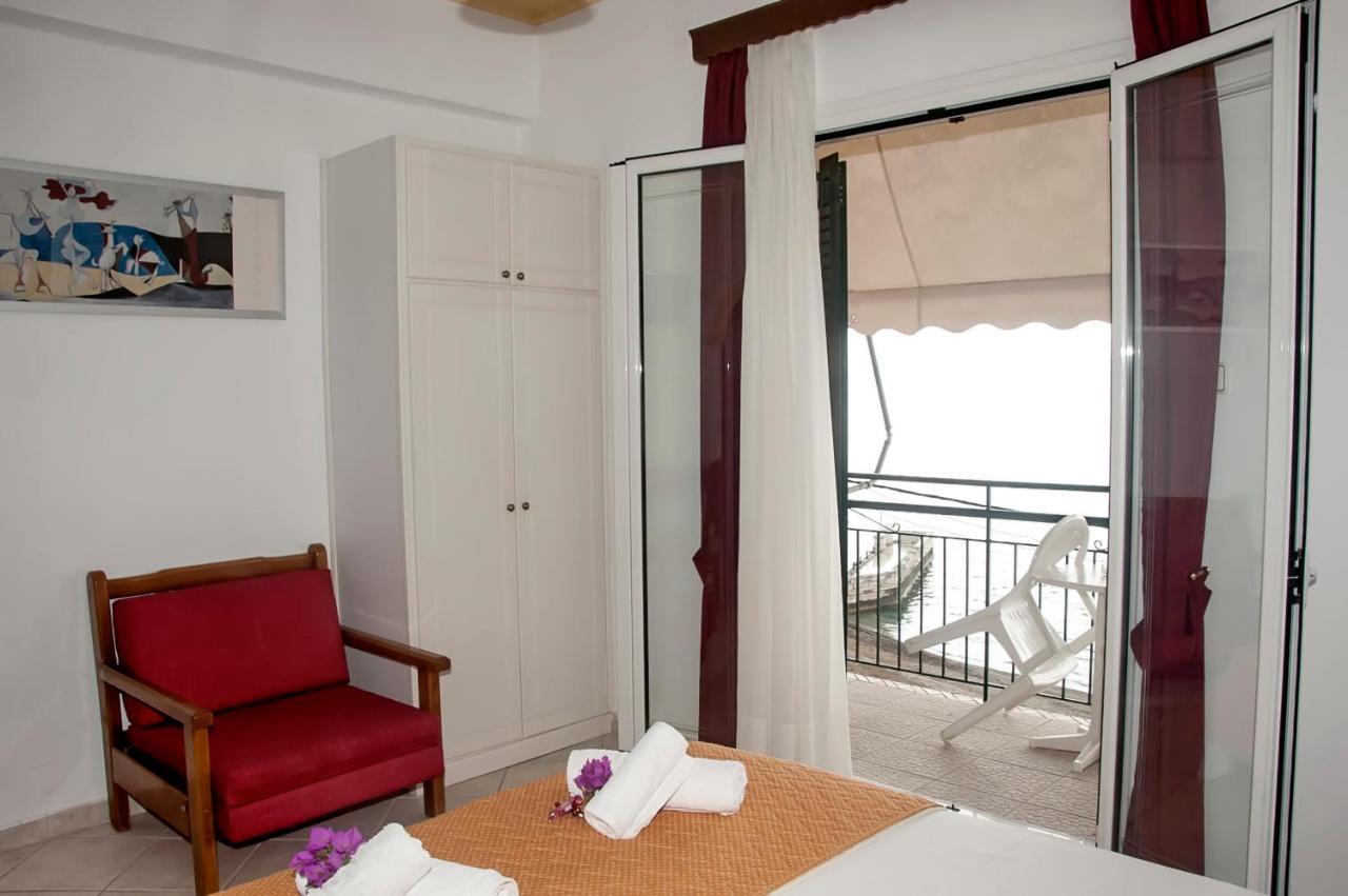 Empress Corfu Apartment Перама Екстериор снимка